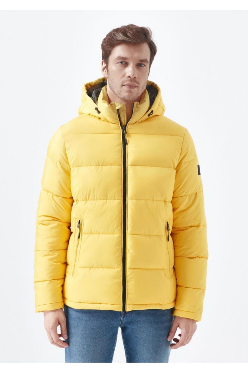 Mavi Kapüşonlu Sarı Şişme Mont Rahat Kesim (010310-32173) Mavi Kapüşonlu Sarı Şişme Mont Rahat Kesim (010310-32173)