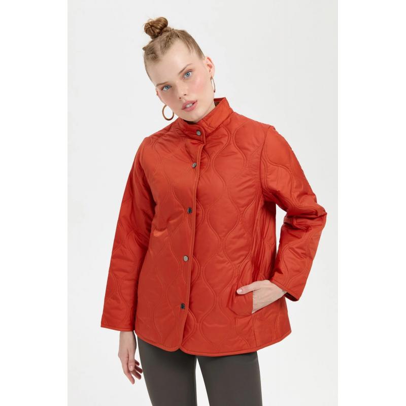 Desen Triko Soğan Desenli İki Renkli Önü Çıtçıtlı Kadın Kapitone Ceket 24420 (24420) Desen Triko Soğan Desenli İki Renkli Önü Çıtçıtlı Kadın Kapitone Ceket 24420 (24420)