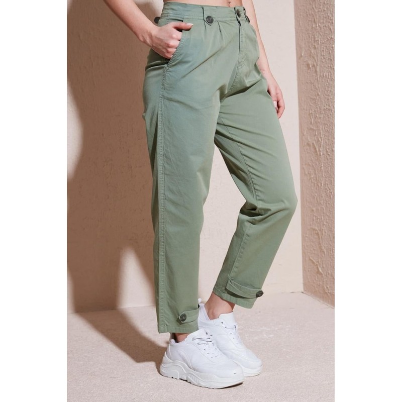 Fashion Friends Düğme Detaylı Kadın Kanvas Pantolon 25Y0312K1 (25Y0312K1) Fashion Friends Düğme Detaylı Kadın Kanvas Pantolon 25Y0312K1 (25Y0312K1)