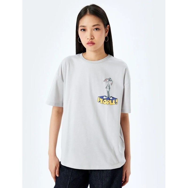 Koton Bugs Bunny Lisanslı Arkası Baskılı Kadın Oversize T-shirt 5SAL10154IK (5SAL10154IK) Koton Bugs Bunny Lisanslı Arkası Baskılı Kadın Oversize T-shirt 5SAL10154IK (5SAL10154IK)