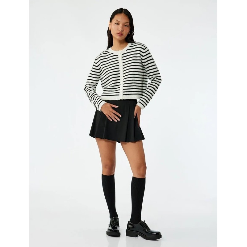 Koton Düğmeli Bisiklet Yaka Çizgili Kadın Triko Hırka 6WAL90019IT (6WAL90019IT) Koton Düğmeli Bisiklet Yaka Çizgili Kadın Triko Hırka 6WAL90019IT (6WAL90019IT)