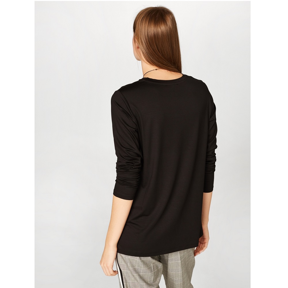 Faik Sönmez Kadın Uzun Kol T-shirt B00013 (B00013) Faik Sönmez Kadın Uzun Kol T-shirt B00013 (B00013)