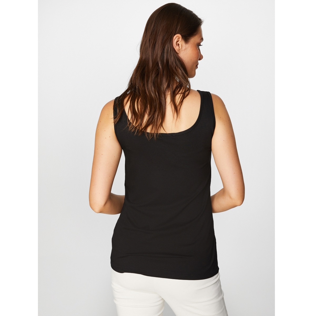 Faik Sönmez Kadın Kalın Askılı Atlet B00023 (B00023) Faik Sönmez Kadın Kalın Askılı Atlet B00023 (B00023)