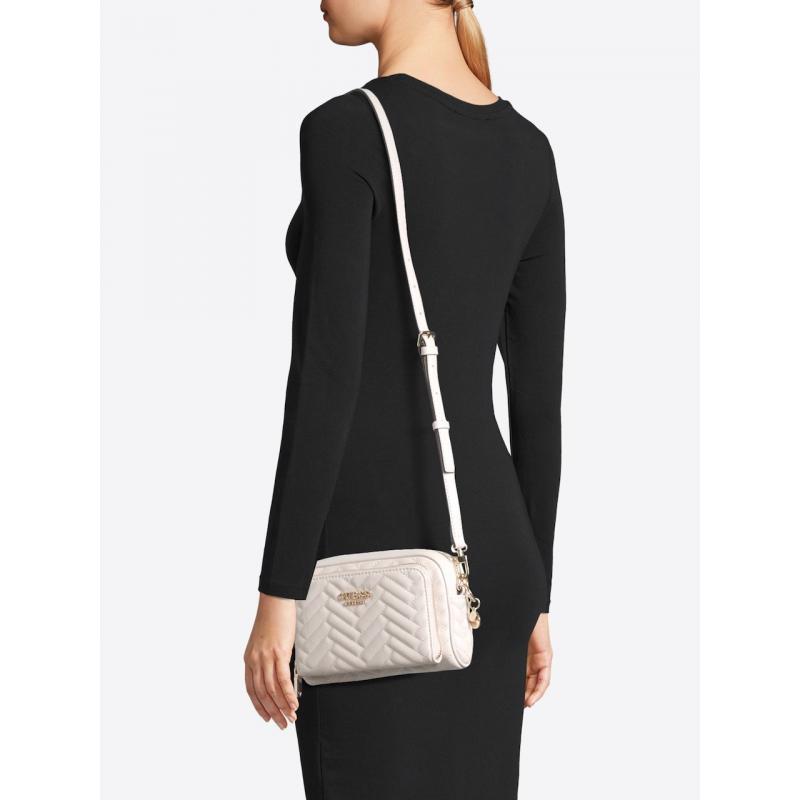 Guess Anning Kapitoneli Mini Kadın Çapraz Çanta HWQG9508140 (HWQG9508140) Guess Anning Kapitoneli Mini Kadın Çapraz Çanta HWQG9508140 (HWQG9508140)