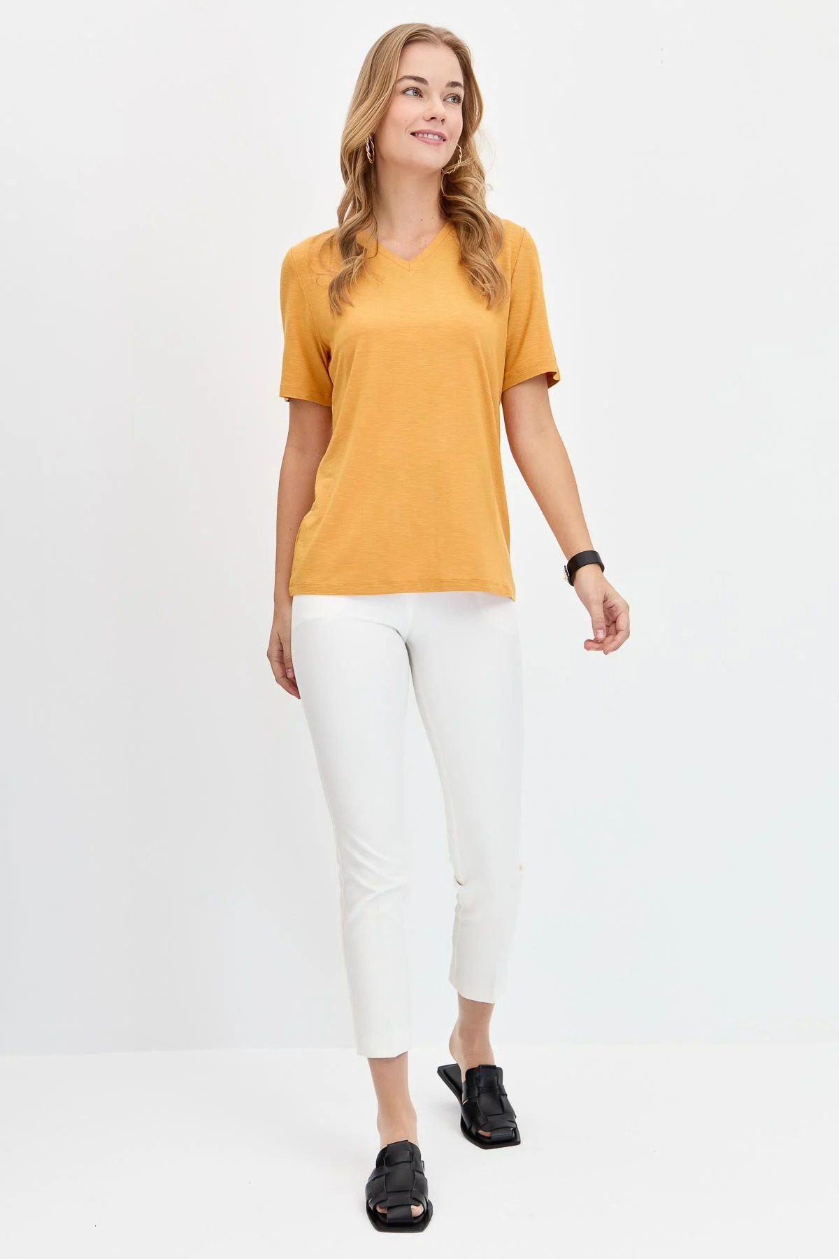 Desen Triko Kadın T-shirt (KMY24085) Desen Triko Kadın T-shirt (KMY24085)