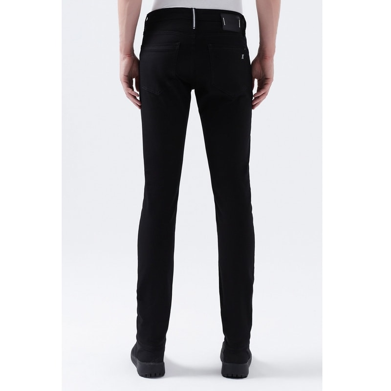 Mavi Jake Double Black Pro Erkek Siyah Jean Pantolon (M0042232200) Mavi Jake Double Black Pro Erkek Siyah Jean Pantolon (M0042232200)