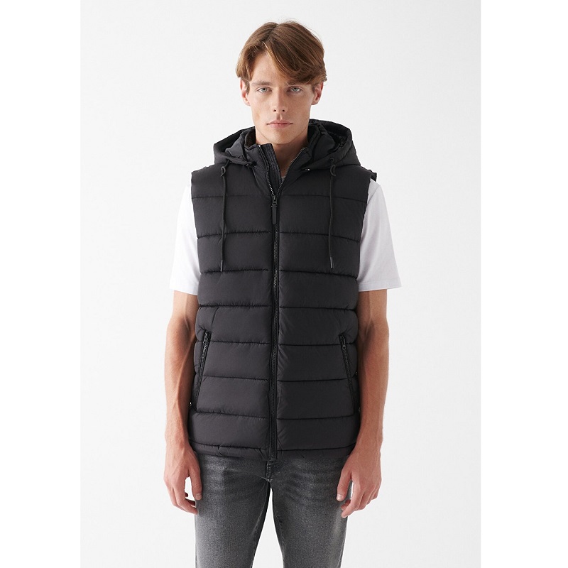 Mavi Kapüşonlu Erkek Yelek (M010442-900) Mavi Kapüşonlu Erkek Yelek (M010442-900)