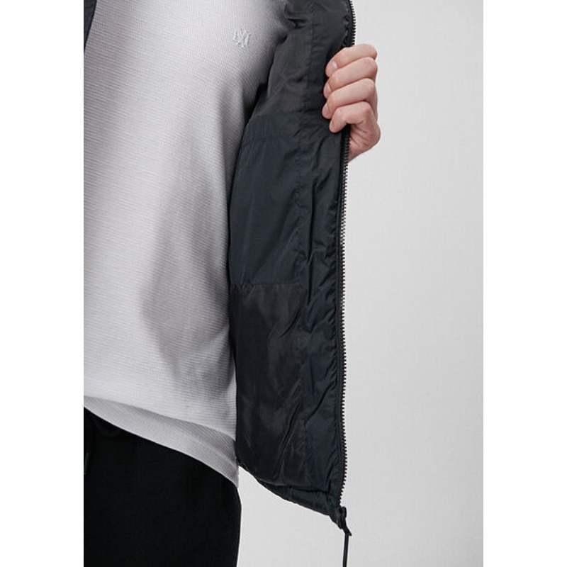 Mavi Kapüşonlu Erkek Yelek (M010442-900) Mavi Kapüşonlu Erkek Yelek (M010442-900)