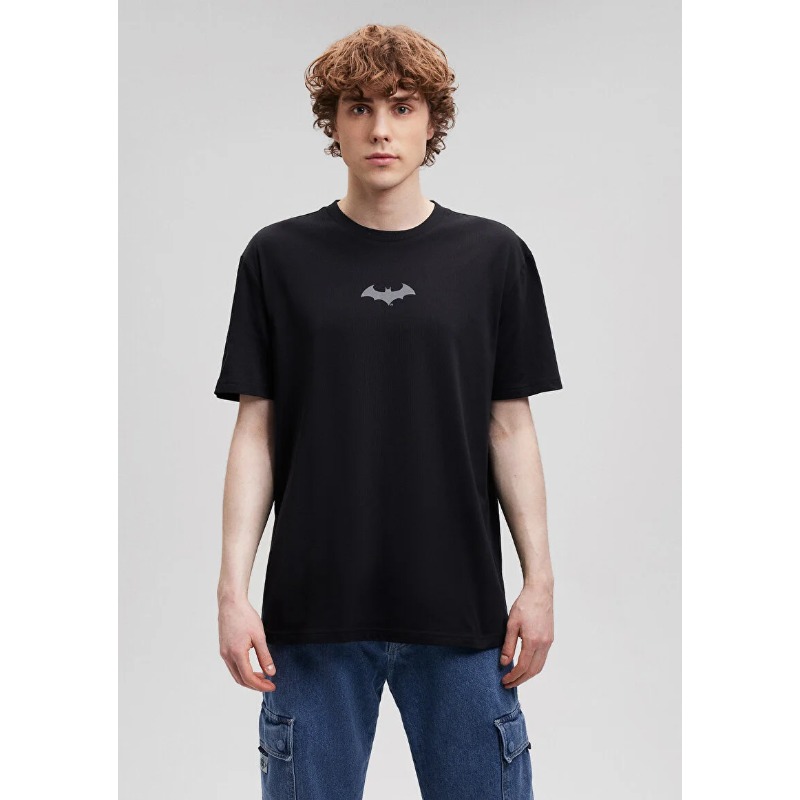 Mavi Batman Reflektör Baskılı Erkek T-shirt (M066878-900) Mavi Batman Reflektör Baskılı Erkek T-shirt (M066878-900)
