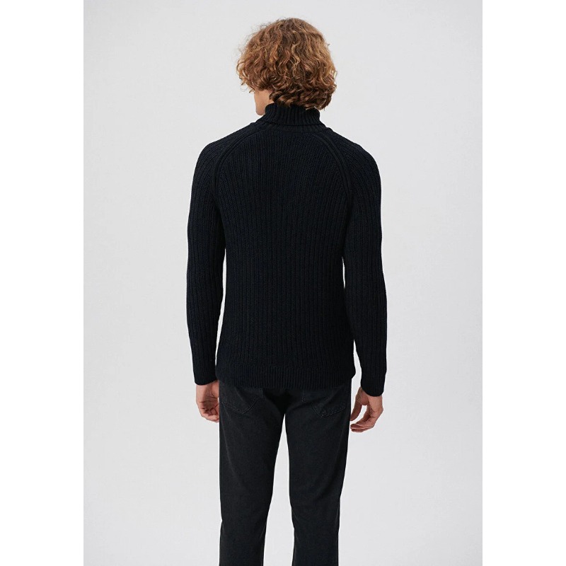 Mavi Erkek Kazak (M070664-900) Mavi Erkek Kazak (M070664-900)