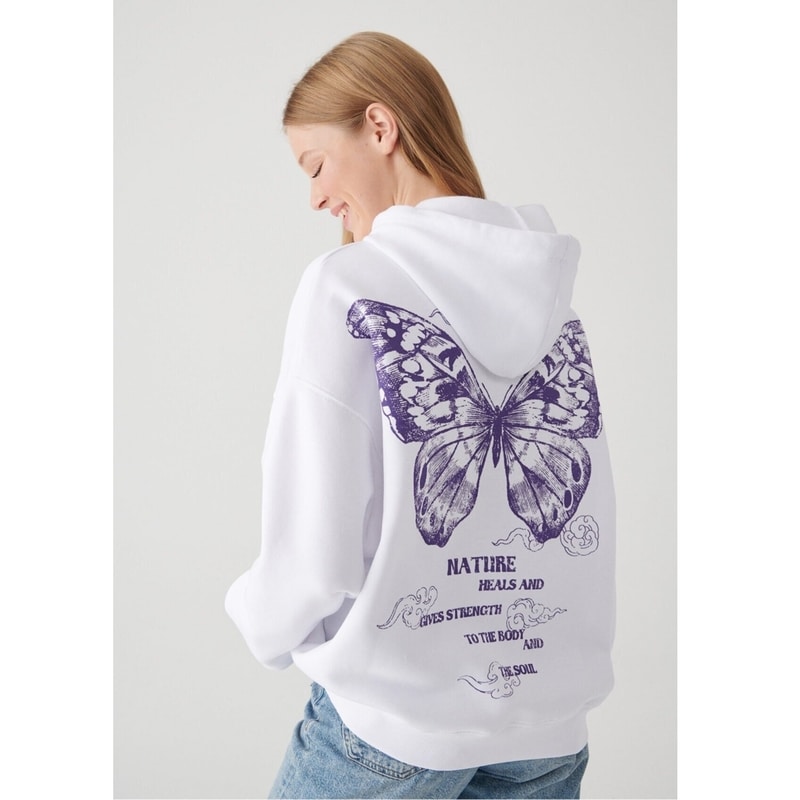 Mavi Kelebek Baskılı Beyaz Kadın Sweatshirt (M1610045-620) Mavi Kelebek Baskılı Beyaz Kadın Sweatshirt (M1610045-620)