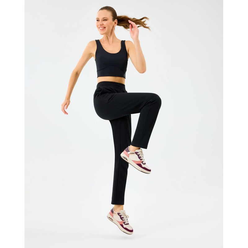 Skechers W Essential Slim Kadın Eşofman Altı (S2520289-3817) Siyah