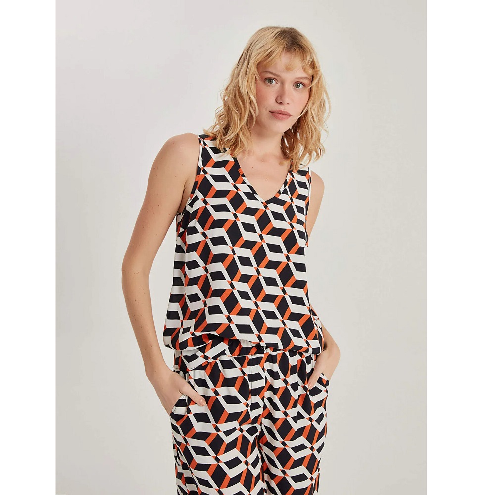 Faik Sönmez Geometrik Desen V Yaka Dokuma Kadın Atlet U66137 (U66137) Faik Sönmez Geometrik Desen V Yaka Dokuma Kadın Atlet U66137 (U66137)