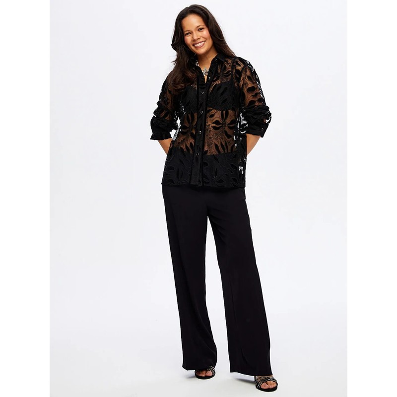 Faik Sönmez Dantelli Kadın Gömlek W26GML018 (UW26GML018) Faik Sönmez Dantelli Kadın Gömlek W26GML018 (UW26GML018)