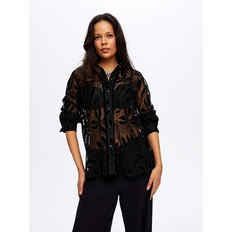 Faik Sönmez Dantelli Kadın Gömlek W26GML018 (UW26GML018) Faik Sönmez Dantelli Kadın Gömlek W26GML018 (UW26GML018)