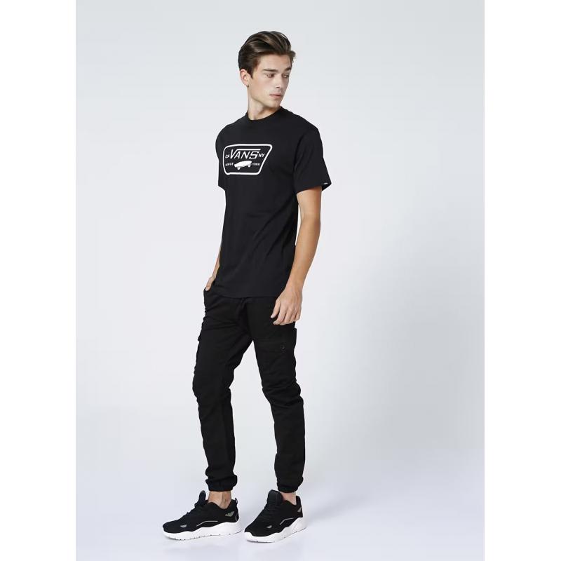 Vans Full Patch Erkek T-shirt VN000QN8Y281 (VN000QN8Y281) Vans Full Patch Erkek T-shirt VN000QN8Y281 (VN000QN8Y281)