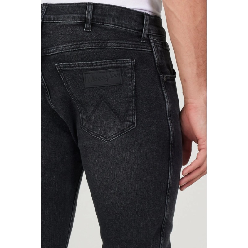 Wrangler Larston Erkek Jean Pantolon (W18S02958) Wrangler Larston Erkek Jean Pantolon (W18S02958)