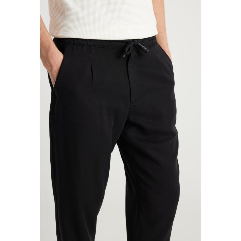 Wrangler Regular Fit Erkek Denim Pantolon W221266001 (W221266001) Wrangler Regular Fit Erkek Denim Pantolon W221266001 (W221266001)