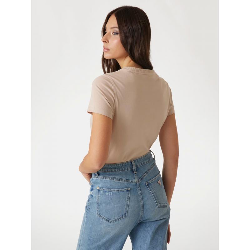 Guess Önü Logolu Kadın T-shirt W5RI19I3Z14 (W5RI19I3Z14) Guess Önü Logolu Kadın T-shirt W5RI19I3Z14 (W5RI19I3Z14)