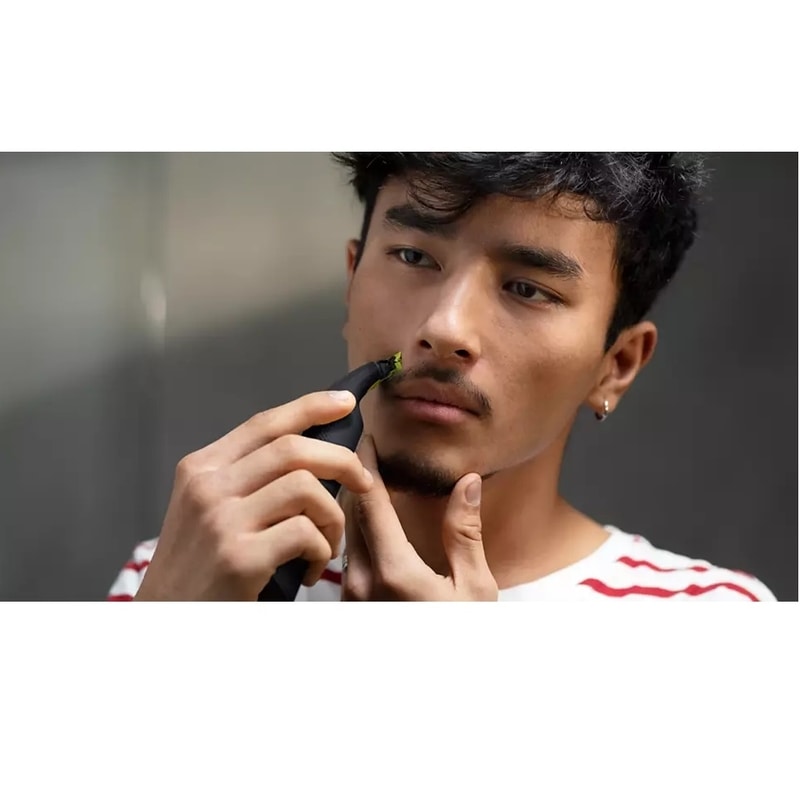 Philips QP6530/16 OneBlade Pro Siyah Tıraş Makinesi Philips QP6530/16 OneBlade Pro Siyah Tıraş Makinesi