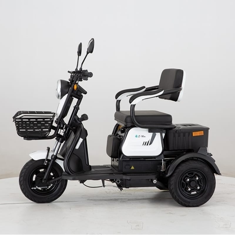 E-Mon Capri UC Beyaz (My:2022) Elektrikli Motosiklet E-Mon Capri UC Beyaz (My:2022) Elektrikli Motosiklet