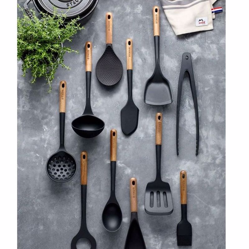 Staub 405031030 Maşa Siyah 390.01.0844 Staub 405031030 Maşa Siyah 390.01.0844