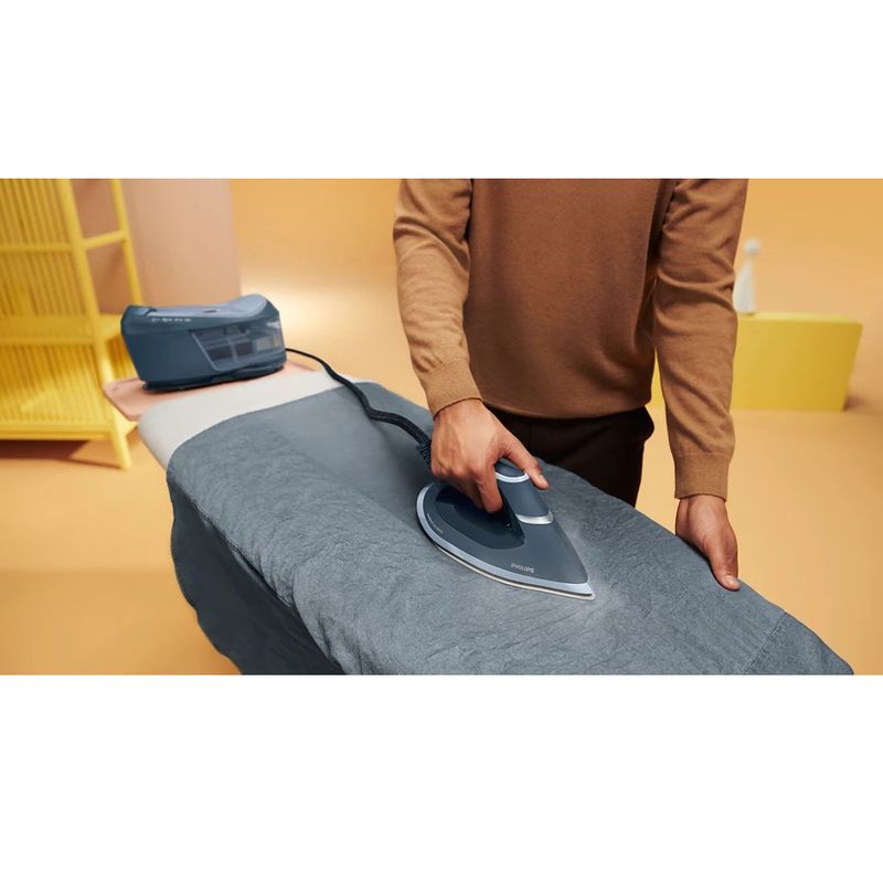 Philips PSG6042/20 Perfectcare 6000 Serisi 2400 W Buhar Kazanlı Ütü Philips PSG6042/20 Perfectcare 6000 Serisi 2400 W Buhar Kazanlı Ütü