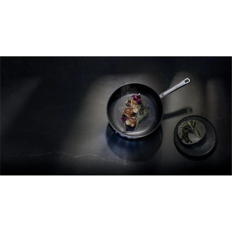 Wmf Profi Resist Tava Tam Kaplamalı 28 cm 3201008479 Wmf Profi Resist Tava Tam Kaplamalı 28 cm 3201008479