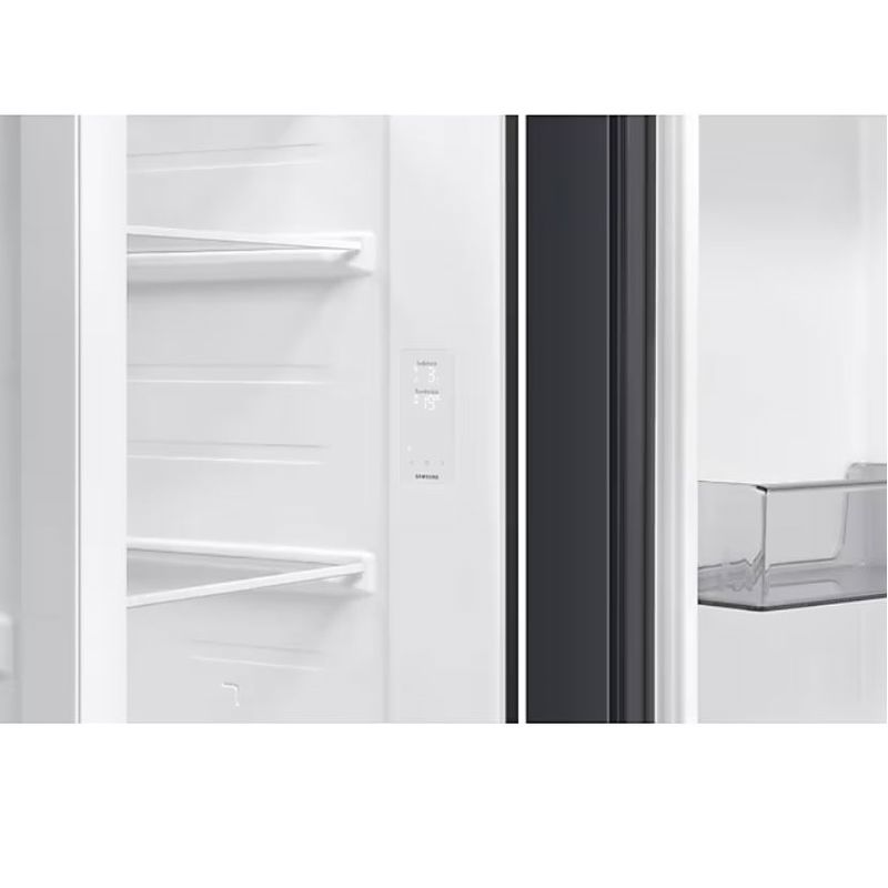 Samsung RS70F65QEFTR 655 Lt. E Enerji Gardırop No Frost Siyah Buzdolabı Samsung RS70F65QEFTR 655 Lt. E Enerji Gardırop No Frost Siyah Buzdolabı